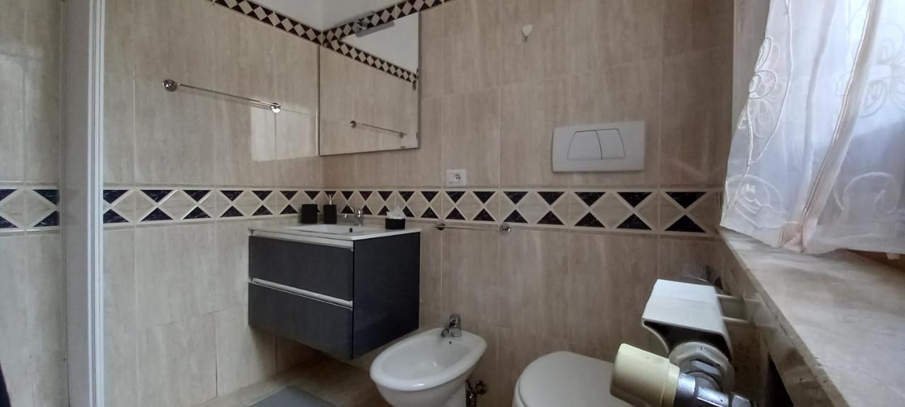 Vitinia Alloggio Turistico A Via Modugno מראה חיצוני תמונה